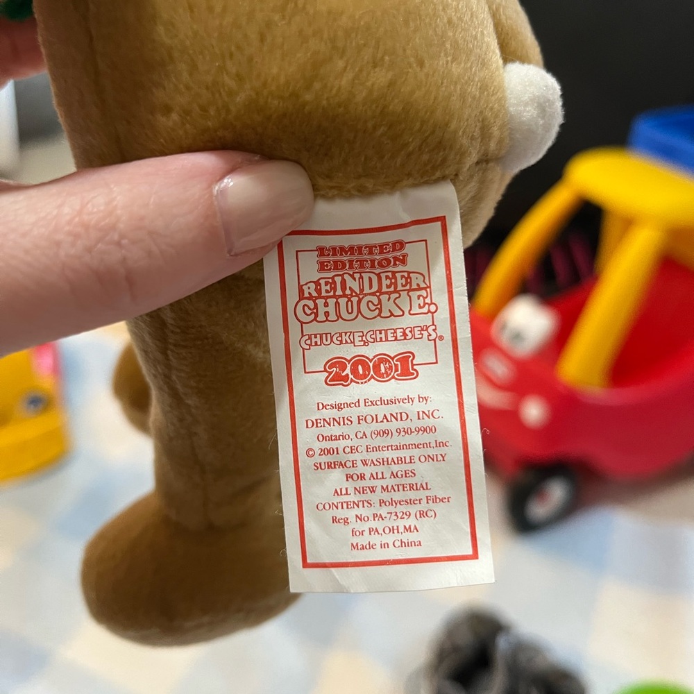 Vintage 2001 Chuck E Cheese a reindeer plush NWT - Picture 7 of 7